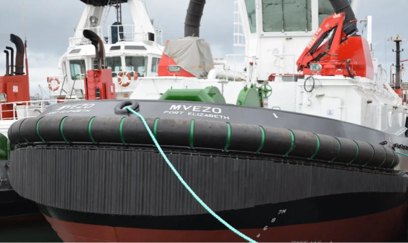Tug Cylindrical Fender 2 Tug Cylindrical Fender 2
